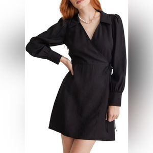 & Other Stories
Black Collared Long Sleeve Stretch Satin Wrap Dress